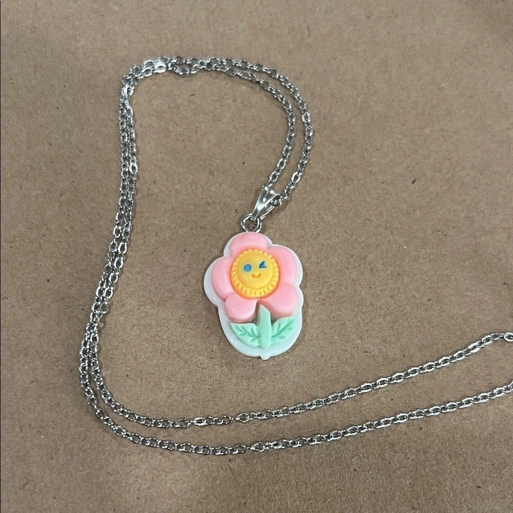 Handmade Kawaii Cute Flower Pendant Necklace